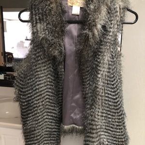 Francesca Black/Gray faux fur vest  Sz Med